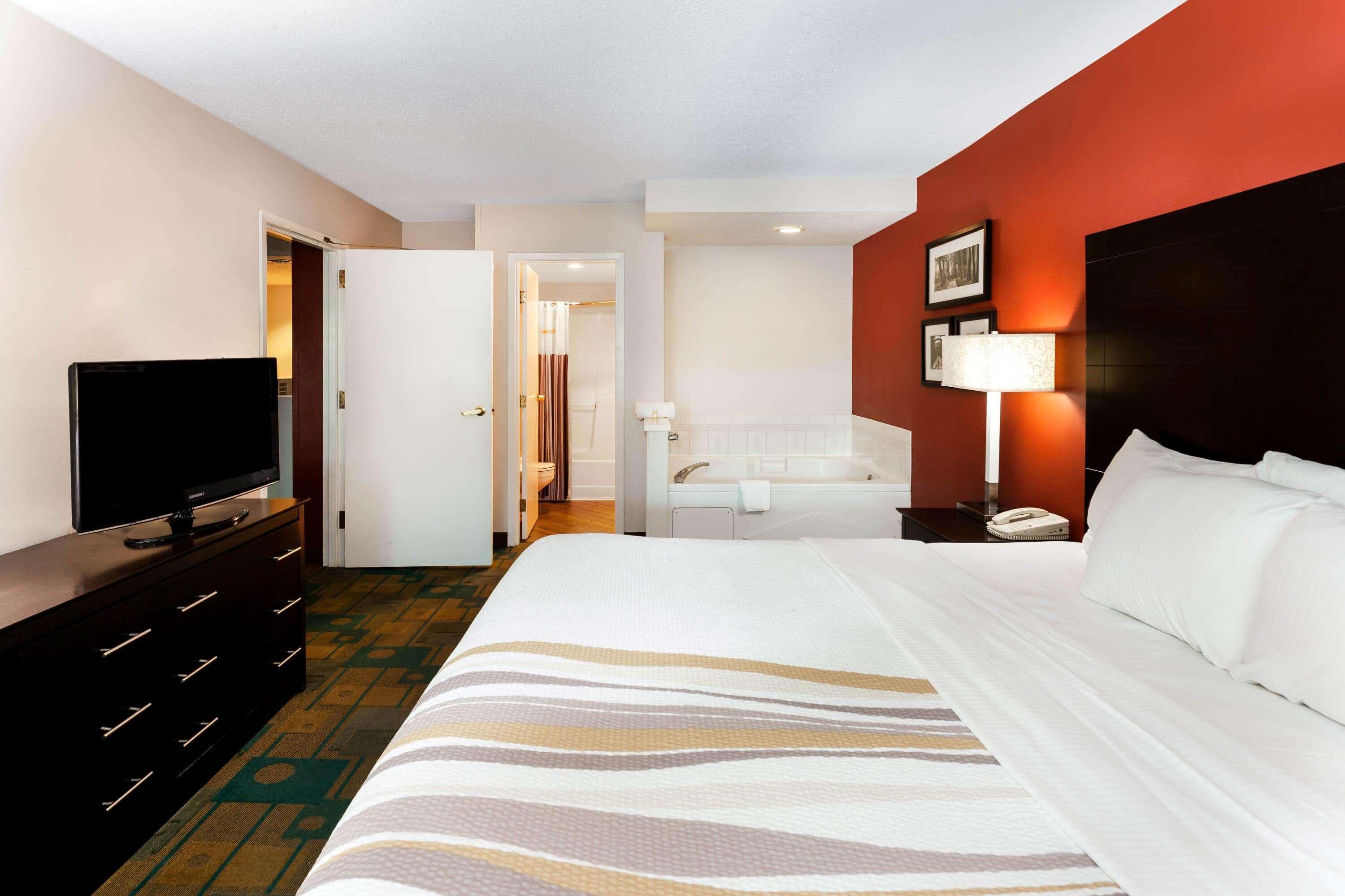 Glendale La Quinta By Wyndham Milwaukee Bayshore Area מראה חיצוני תמונה