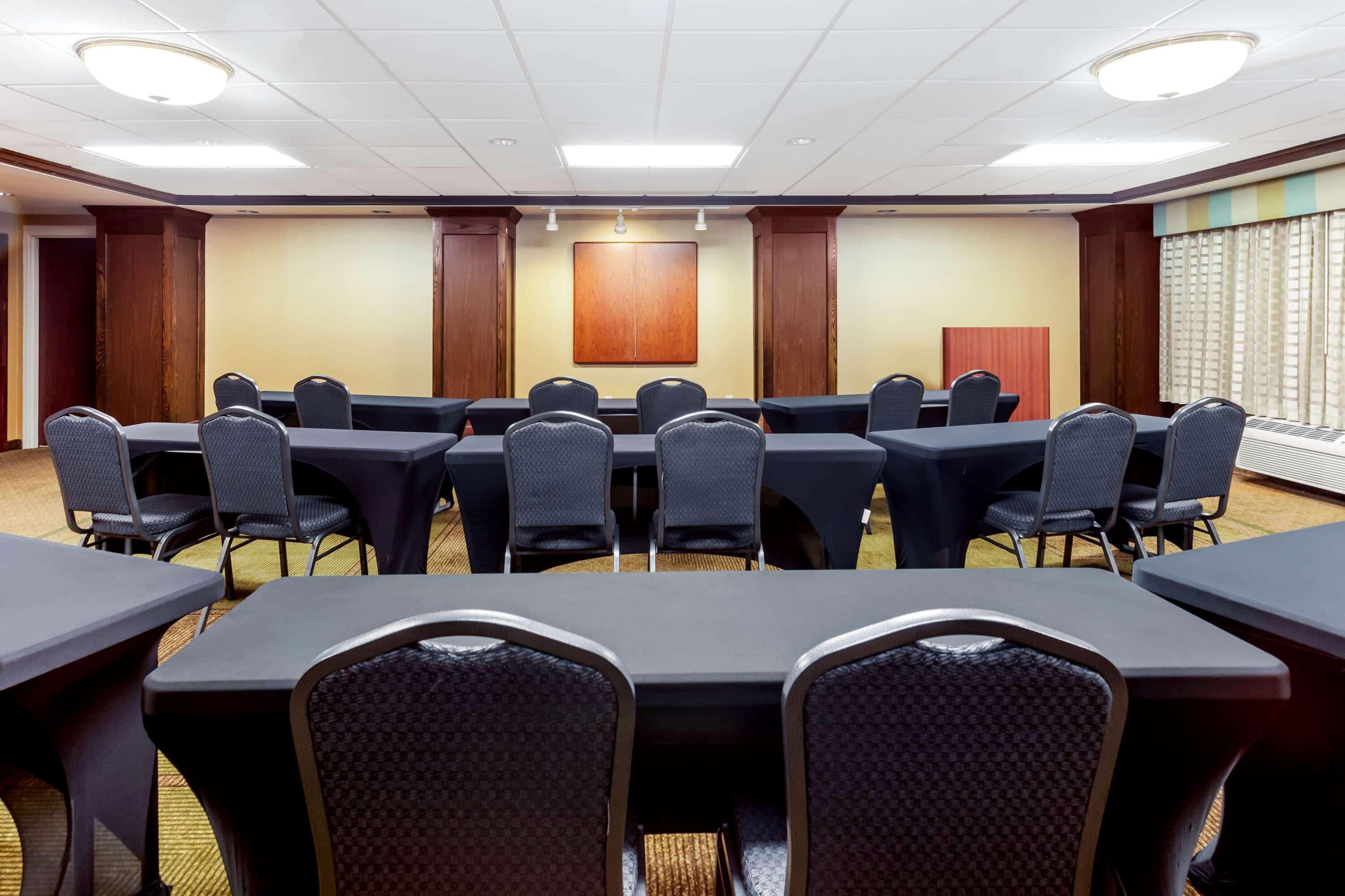 Glendale La Quinta By Wyndham Milwaukee Bayshore Area מראה חיצוני תמונה