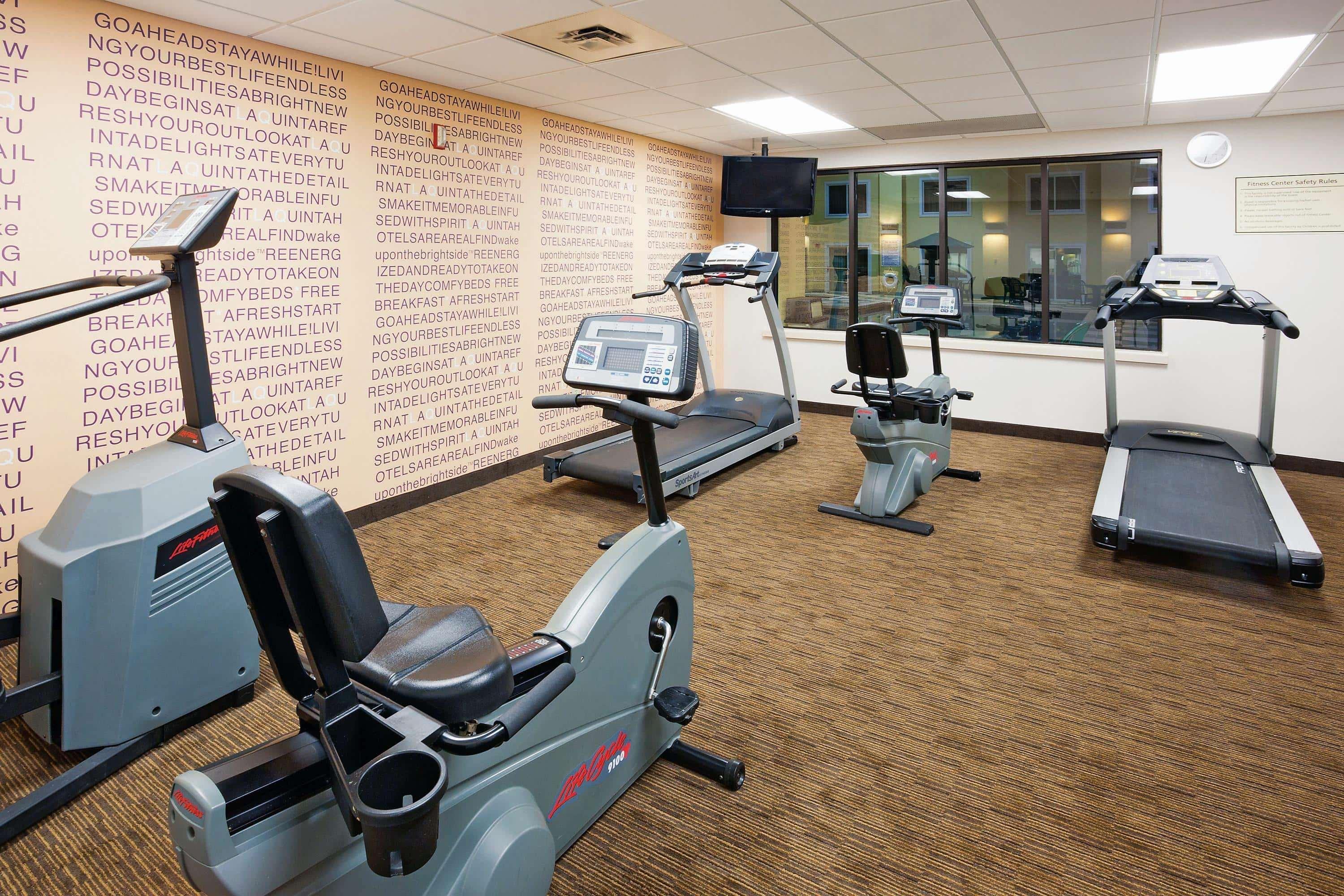 Glendale La Quinta By Wyndham Milwaukee Bayshore Area מראה חיצוני תמונה