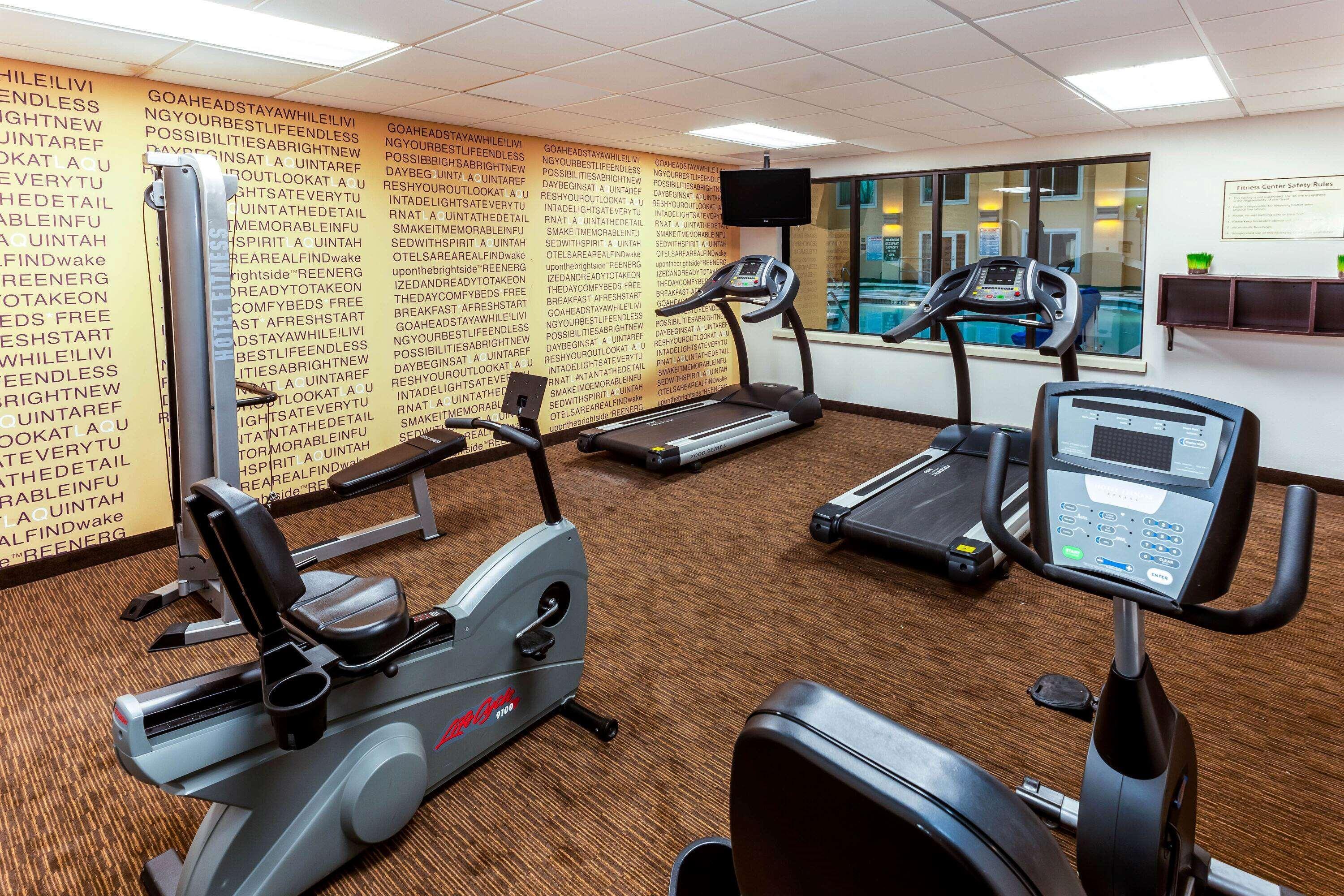 Glendale La Quinta By Wyndham Milwaukee Bayshore Area מראה חיצוני תמונה